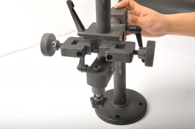 Universal Injector Remove And Assemble Stand Injector Flip Stand  CRT018 for different type of injectors