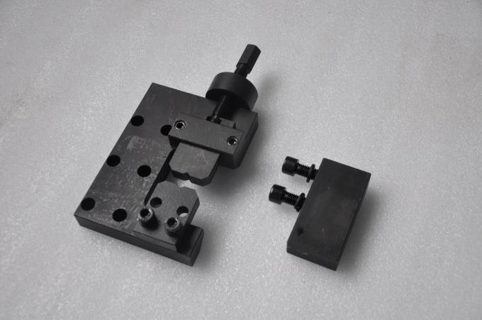 High quality Injector Assemble Disassemble Fix Stand Common Rail Tools CRT017 for 6mm-32mm diameter injector