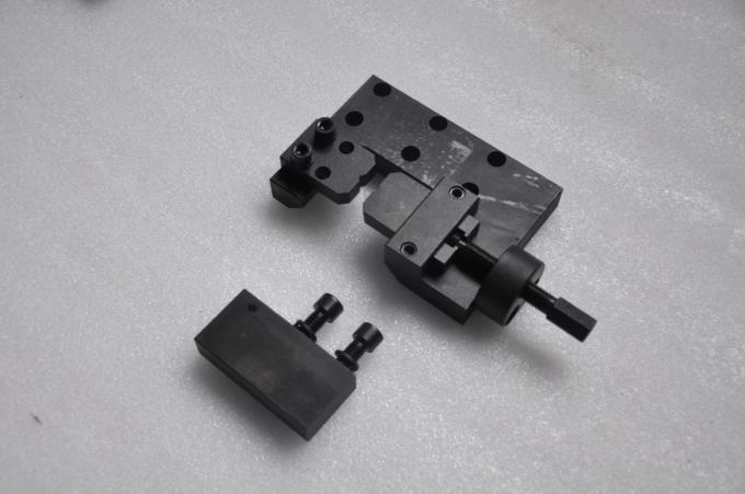 High quality Injector Assemble Disassemble Fix Stand Common Rail Tools CRT017 for 6mm-32mm diameter injector